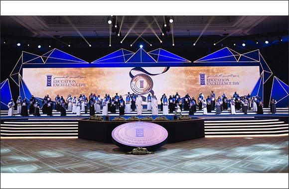 Carnegie Mellon Qatar Graduates Recognized for Excellence in Education