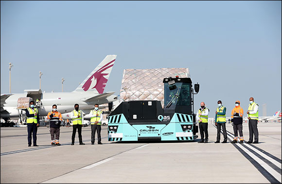 Qatar Airways Cargo is the first to use Gaussin's zero-emission innovation: the AMDT FULL ELEC